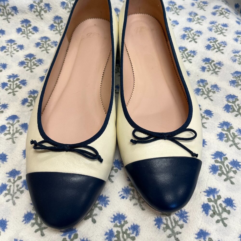 New J.Crew Kiki Ballet Flats Ivory & Navy Leather - Picture 14 of 14